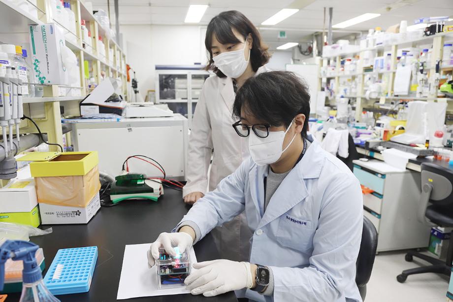 [UST 학생 연구성과] 초기 알츠하이머병 진단 플랫폼 개발 이미지